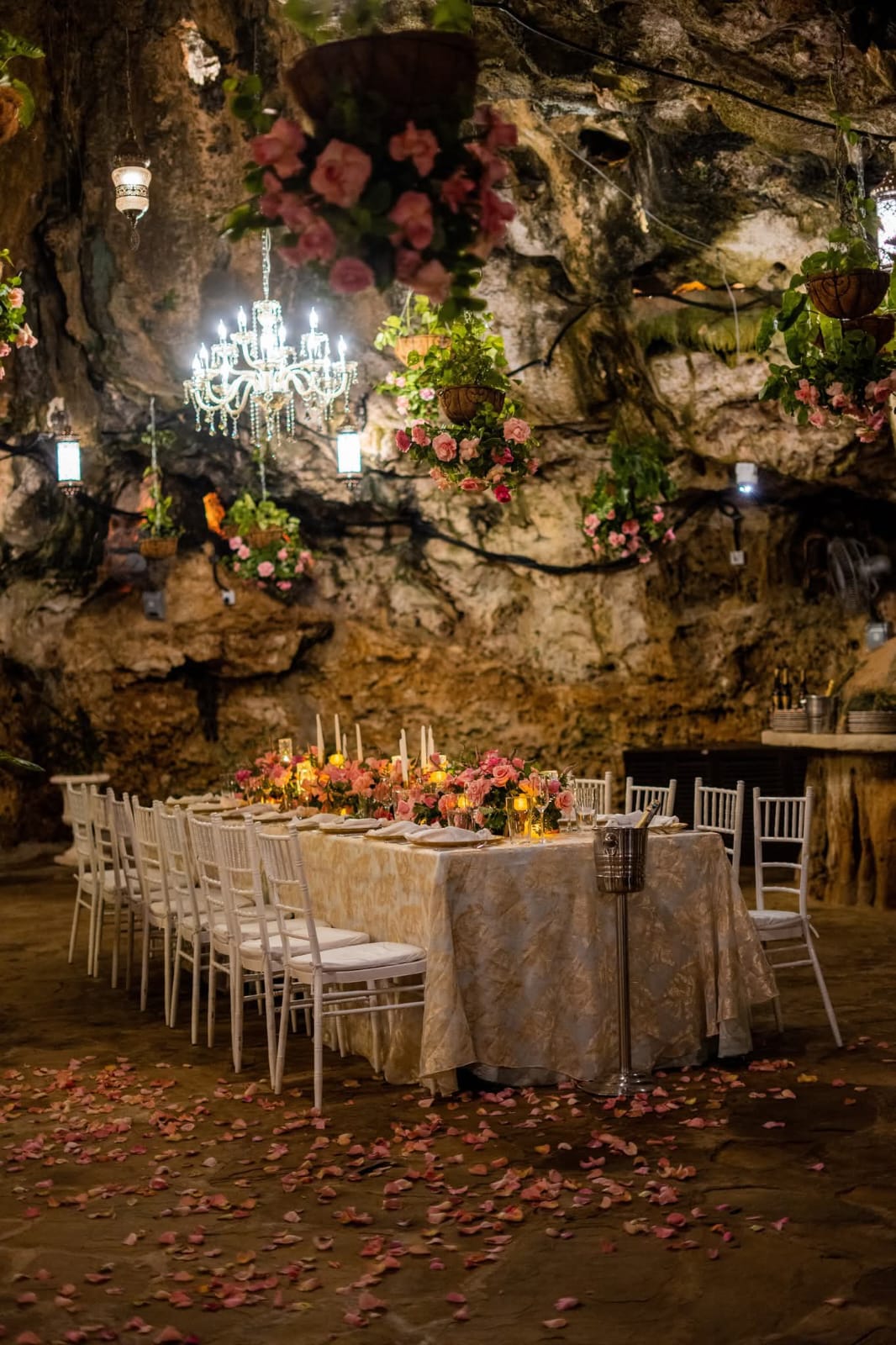 Istanbul Restaurant Image 7